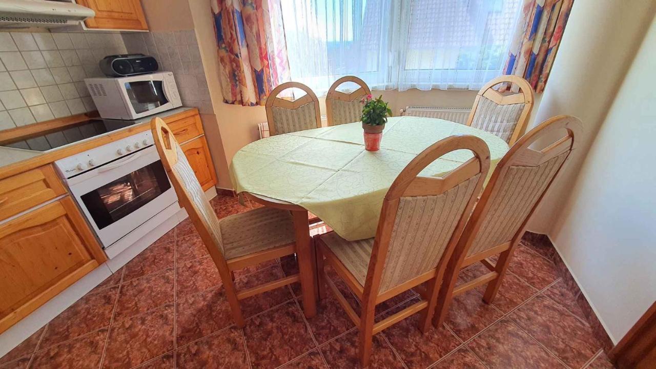 Apartment In Fonyod/Balaton 18580 Kültér fotó