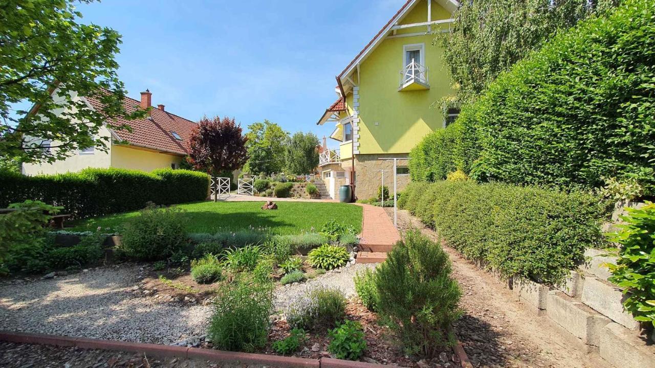 Apartment In Fonyod/Balaton 18580 Kültér fotó